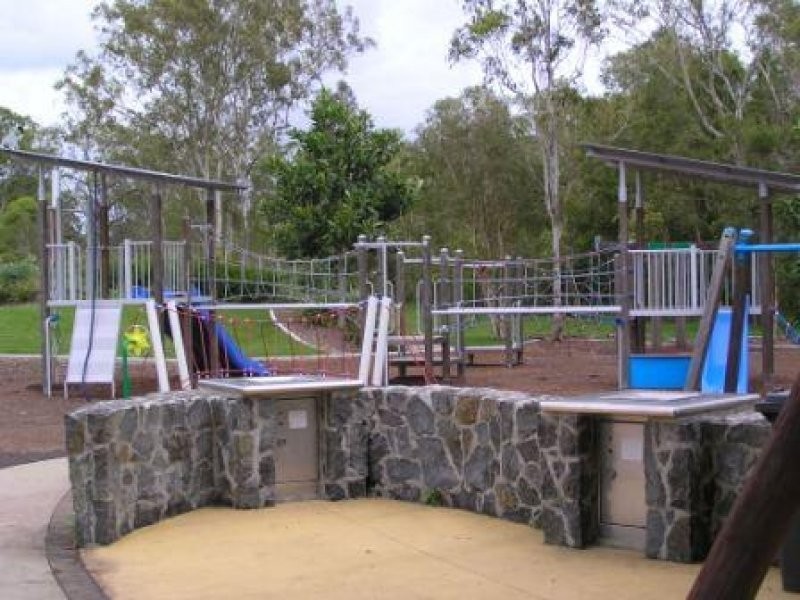 31 Paperbark Place, Wakerley QLD 4154
