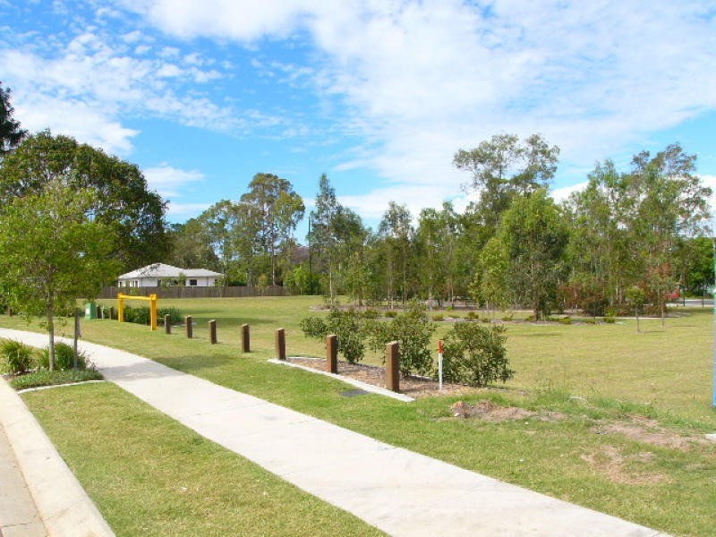 24 Gumdale Street, Wakerley QLD 4154