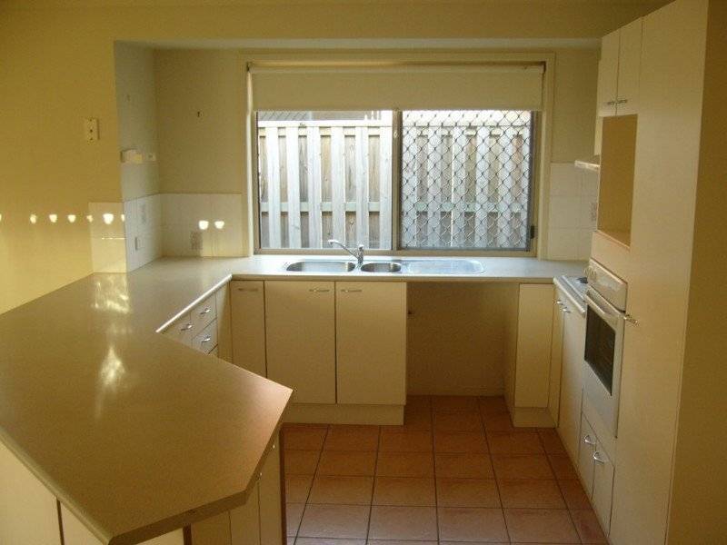 44 Isaacs Way, Wakerley QLD 4154