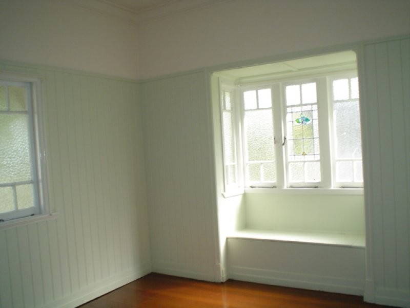 18 Overend Street, Norman Park QLD 4170