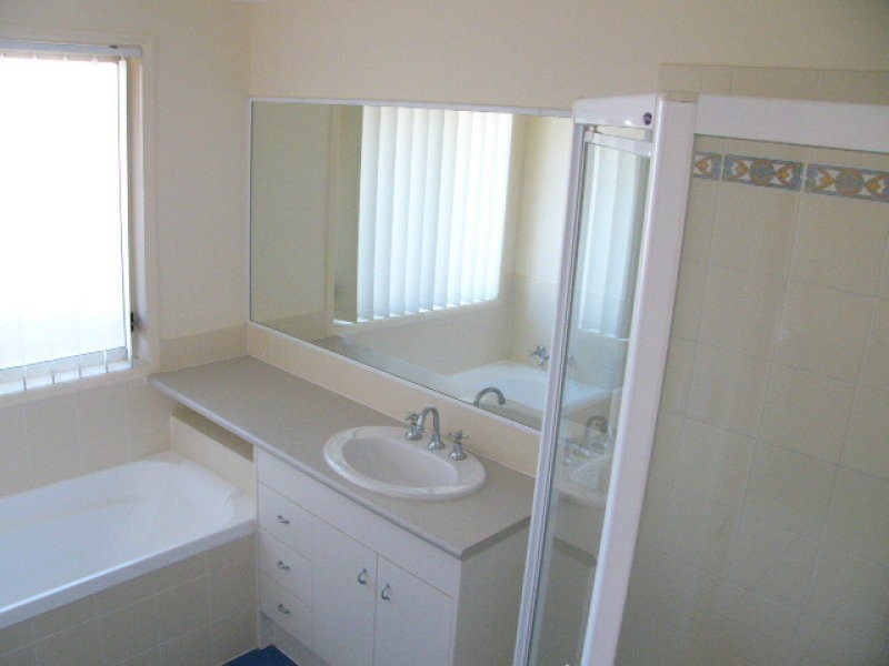 6 Jasmine Street, Wakerley QLD 4154