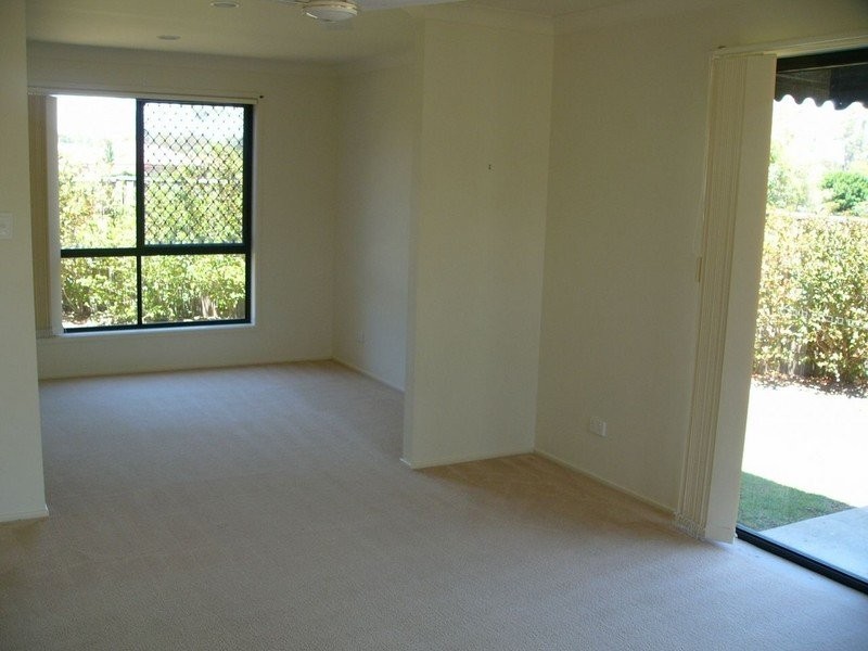 6 Kenrick Close, Wakerley QLD 4154