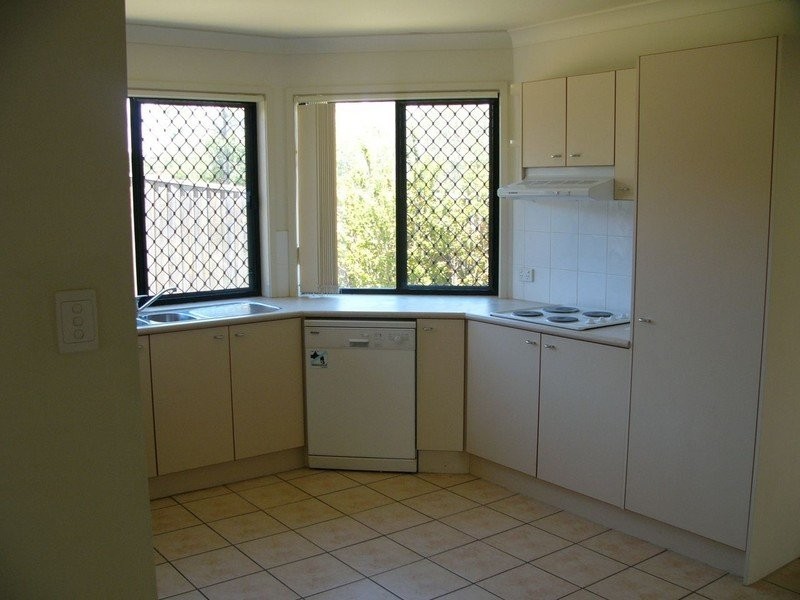 6 Kenrick Close, Wakerley QLD 4154