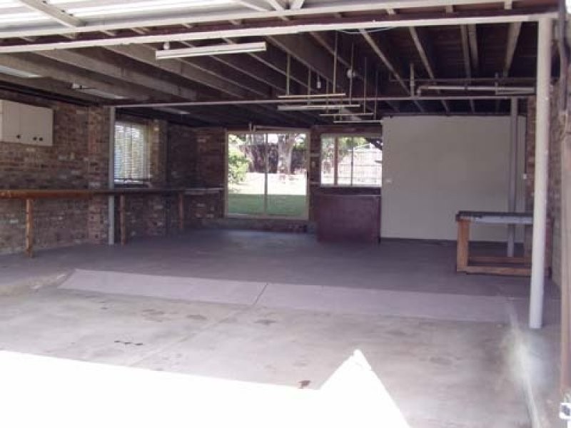 1297 Old Cleveland Road, Carindale QLD 4152