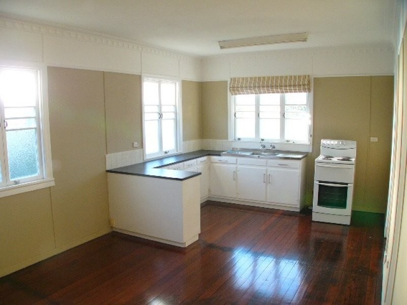 35 Faine Street, Manly West QLD 4179