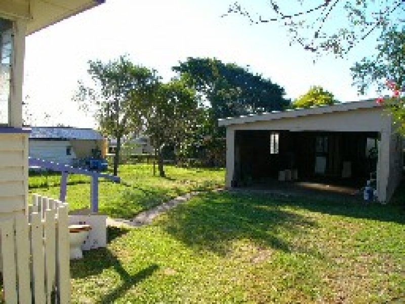 35 Faine Street, Manly West QLD 4179