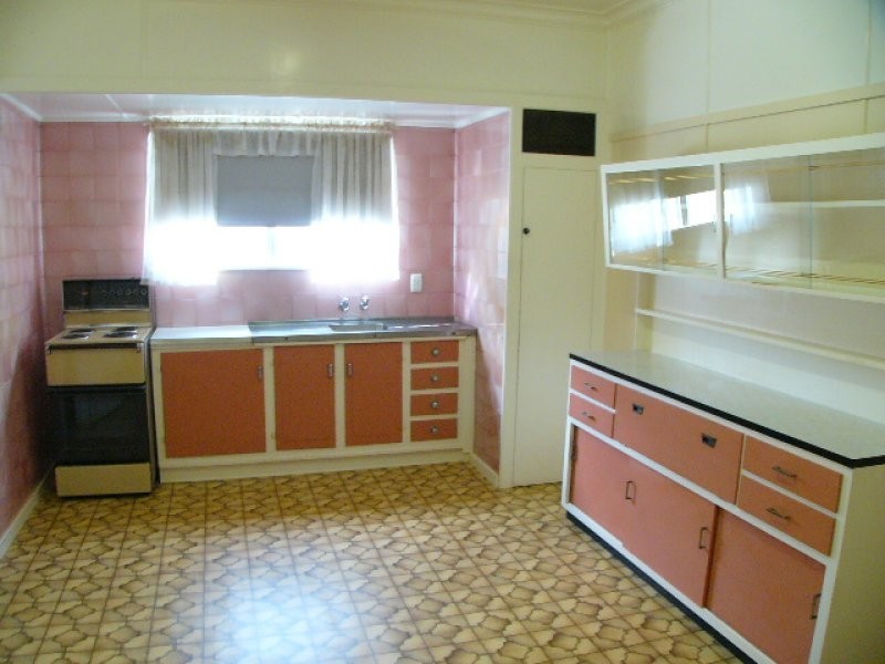 19 Sibley Road, Wynnum West QLD 4178