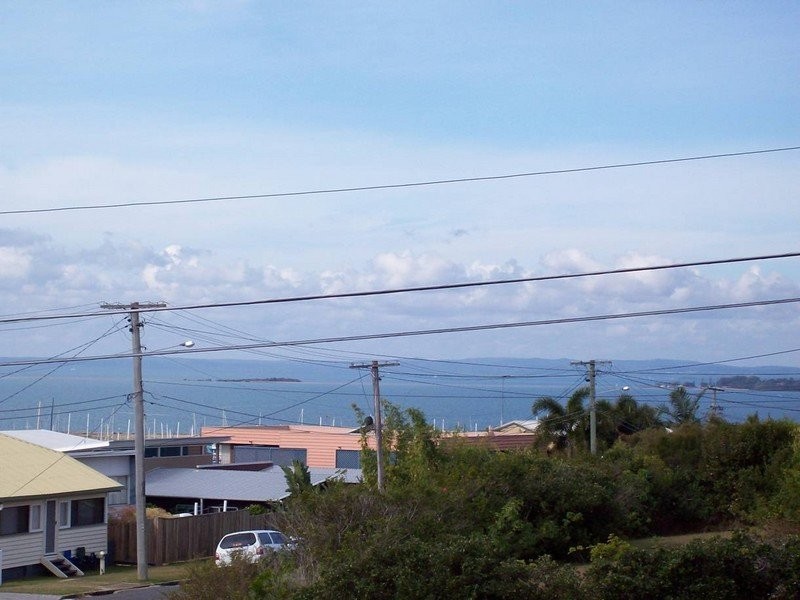 21 Arnold Street, Manly QLD 4179