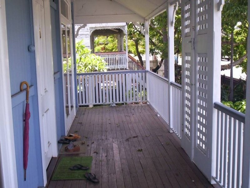 1215 Stanley Street East, Coorparoo QLD 4151