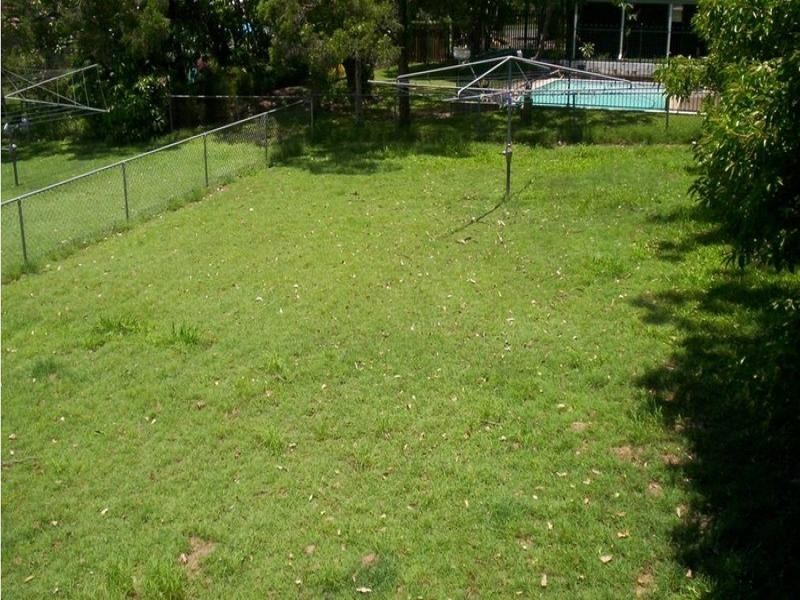 1215 Stanley Street East, Coorparoo QLD 4151