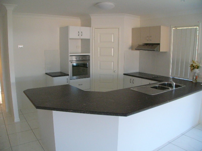 20 Jasmine Street, Wakerley QLD 4154