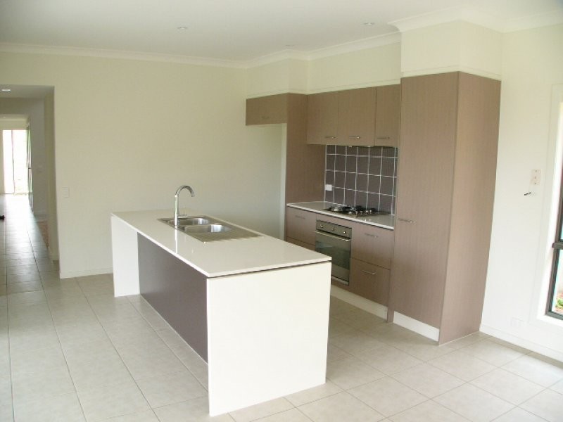 46 Hillcroft Place, Belmont QLD 4153