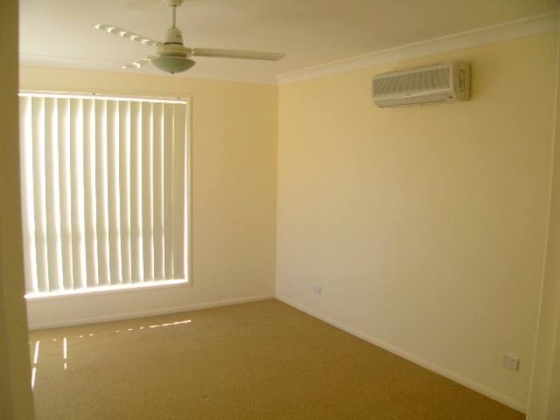 6 Jasmine Street, Wakerley QLD 4154