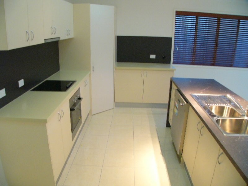 3 Letitia Close, Wakerley QLD 4154