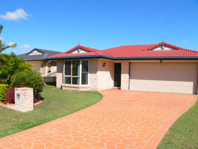 24 Glenwood Place, Wynnum West QLD 4178