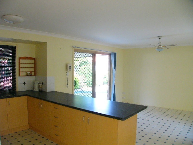 24 Glenwood Place, Wynnum West QLD 4178