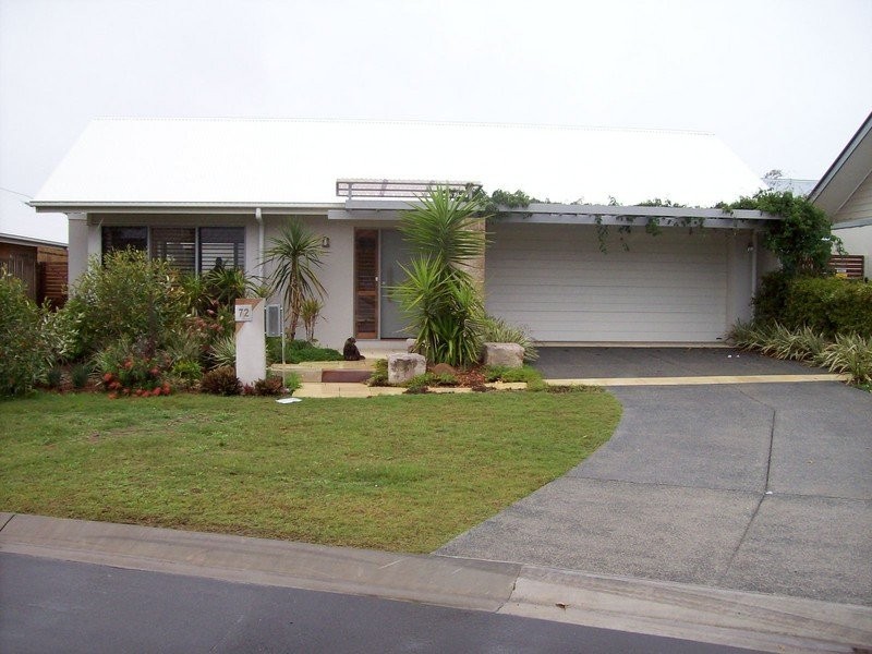 72 Mossvale Drive, Wakerley QLD 4154