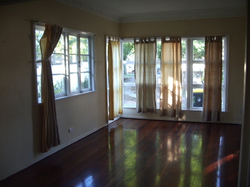 129 Manly Road, Manly West QLD 4179