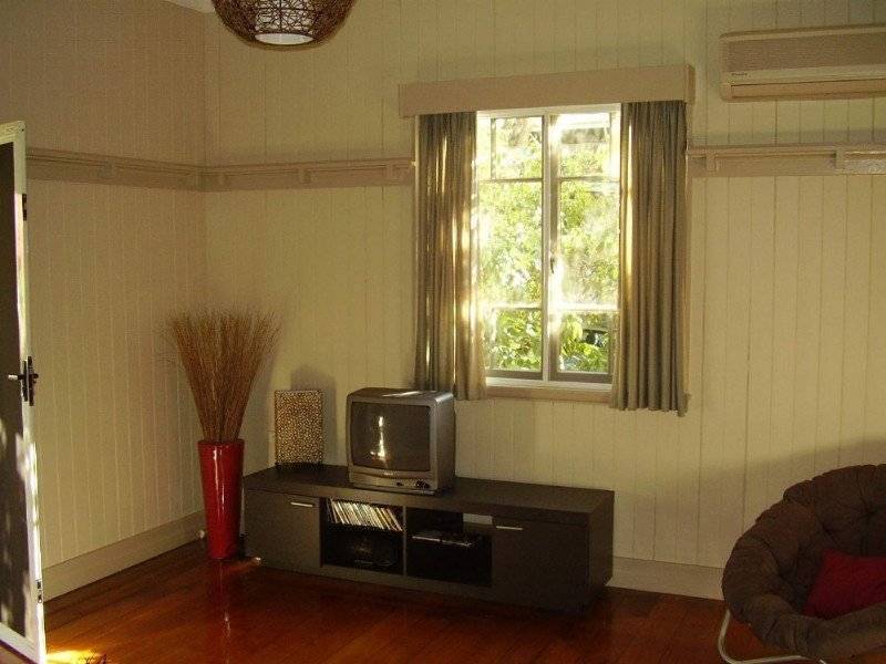 52 Adsett Street, Taringa QLD 4068