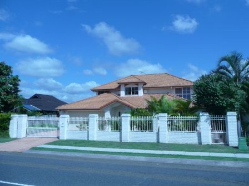 256 Chapel Hill Rd, Chapel Hill QLD 4069