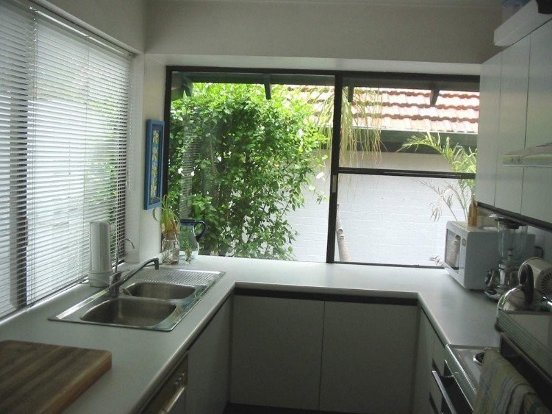 61 Ironside Street, St Lucia QLD 4067