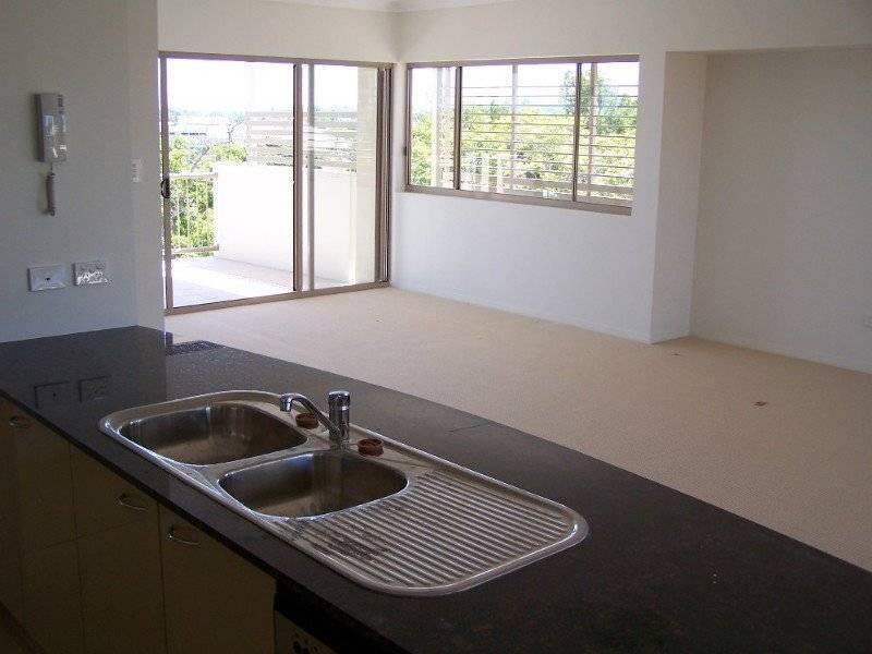 3/57 Swann Rd, Taringa QLD 4068