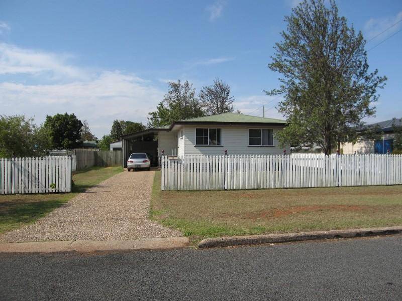 9 Delray Street, Oakey QLD 4401