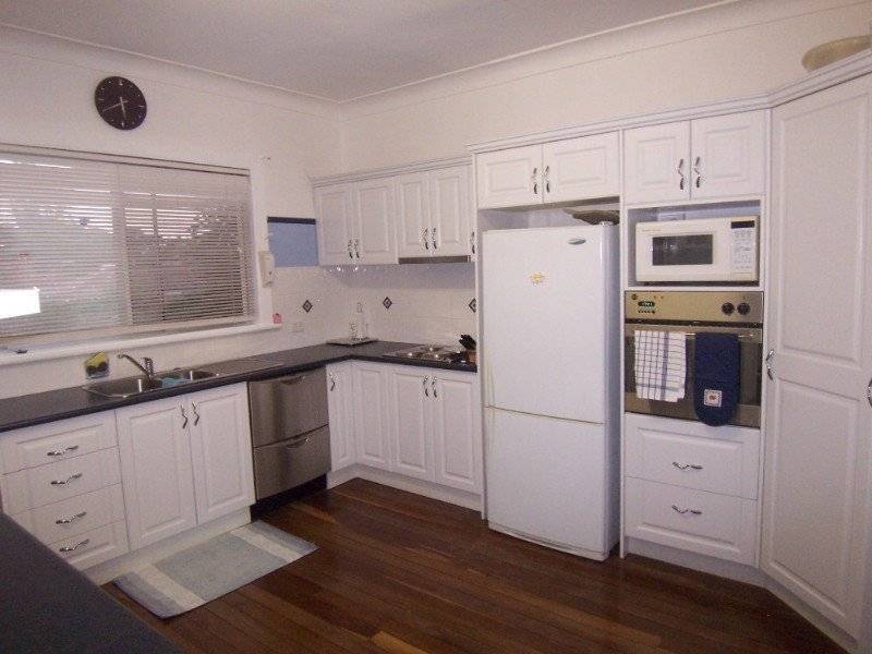 20 Beelbee Street, Harristown QLD 4350