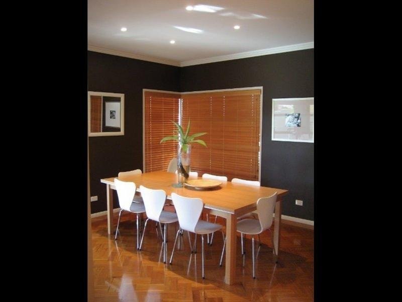 1 Vanham Close, Middle Ridge QLD 4350