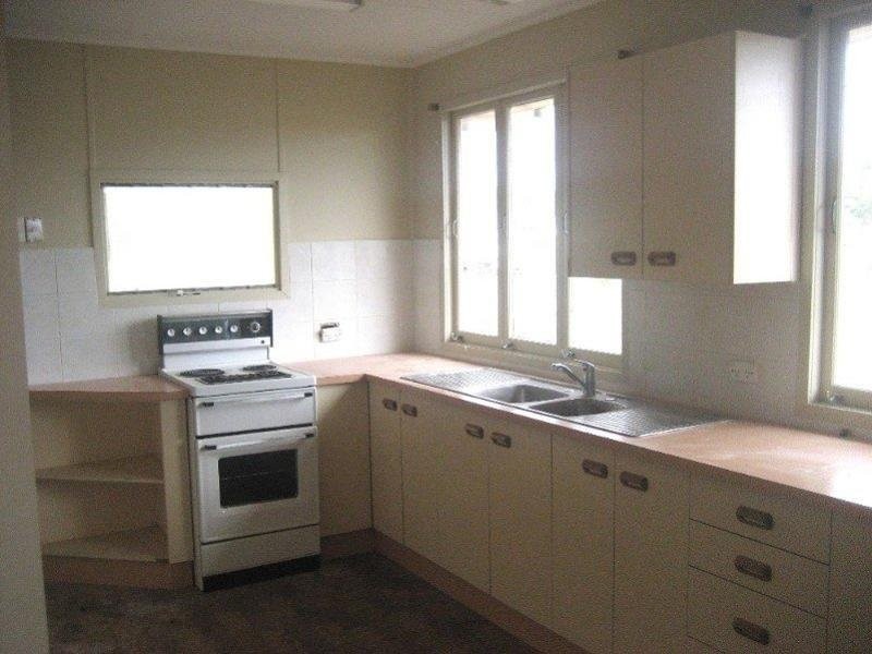 48 Phipps Drive, Meringandan QLD 4352