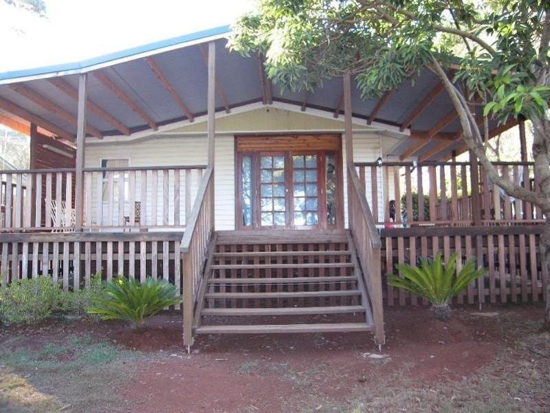 48 Stuart Street, Mount Lofty QLD 4350