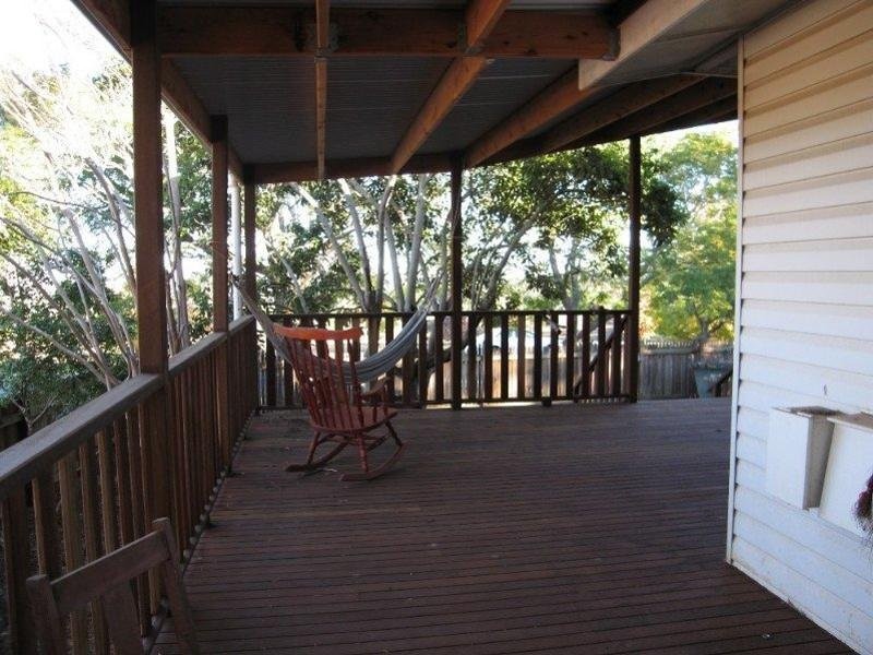 48 Stuart Street, Mount Lofty QLD 4350