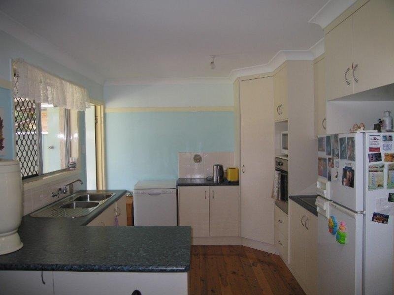 33 Cleary Street, Centenary Heights QLD 4350