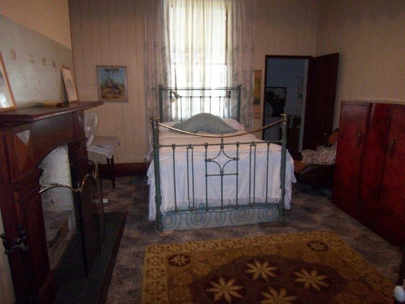 61 Herbert Street, Allora QLD 4362