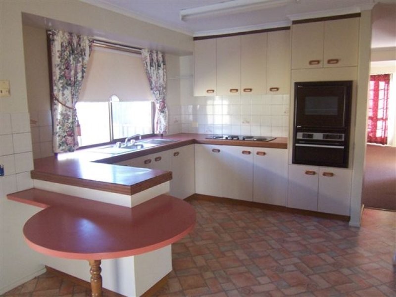 20 Broadfoot Street, Kearneys Spring QLD 4350