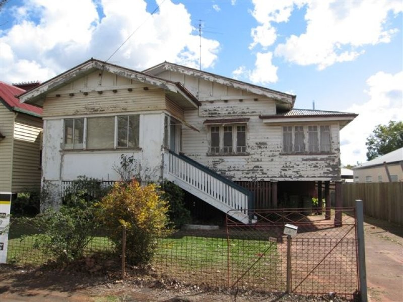 205 Hume Street, Toowoomba QLD 4350