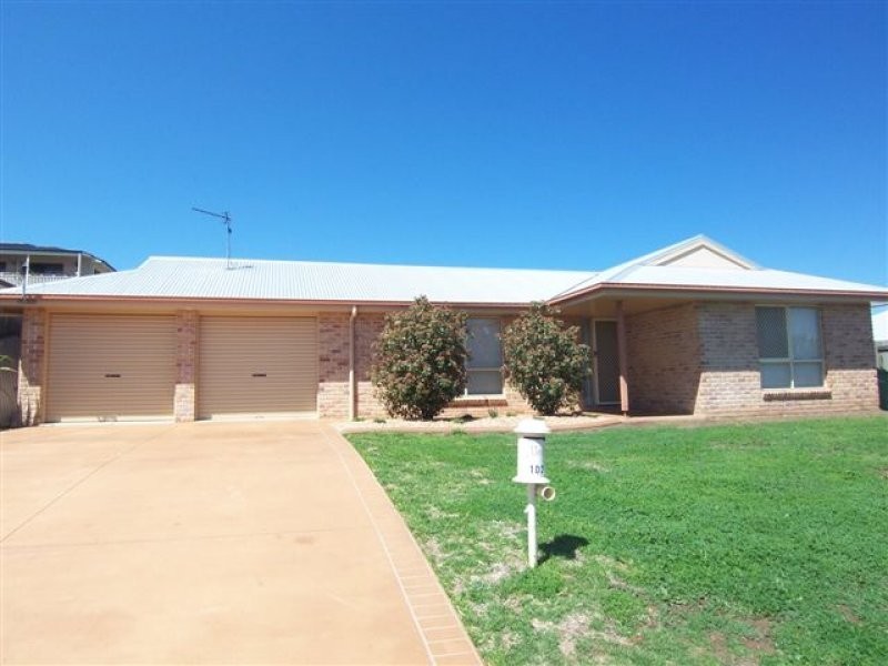102 Gorman Street, Darling Heights QLD 4350