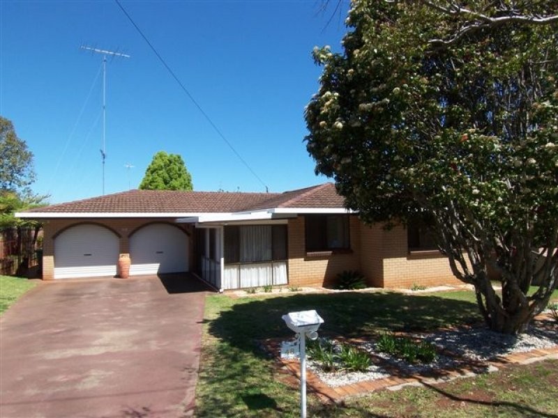 48 Cleary Street, Centenary Heights QLD 4350