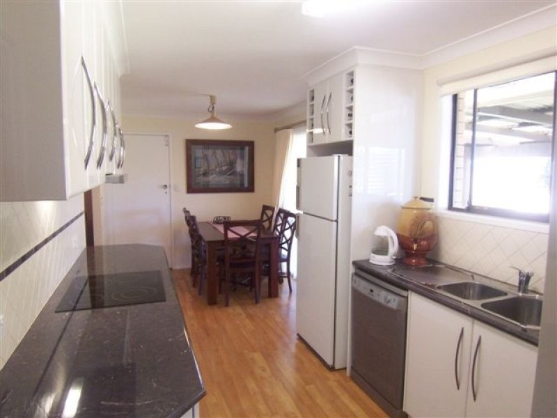 48 Cleary Street, Centenary Heights QLD 4350