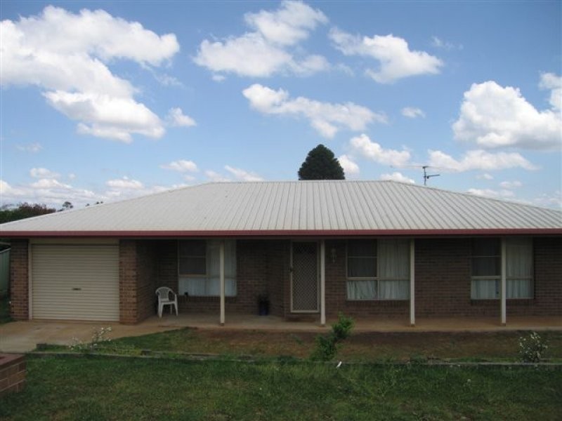 28 Liquidambar Street, Glenvale QLD 4350
