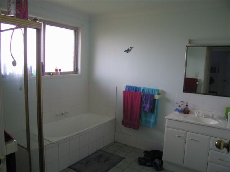 28 Liquidambar Street, Glenvale QLD 4350