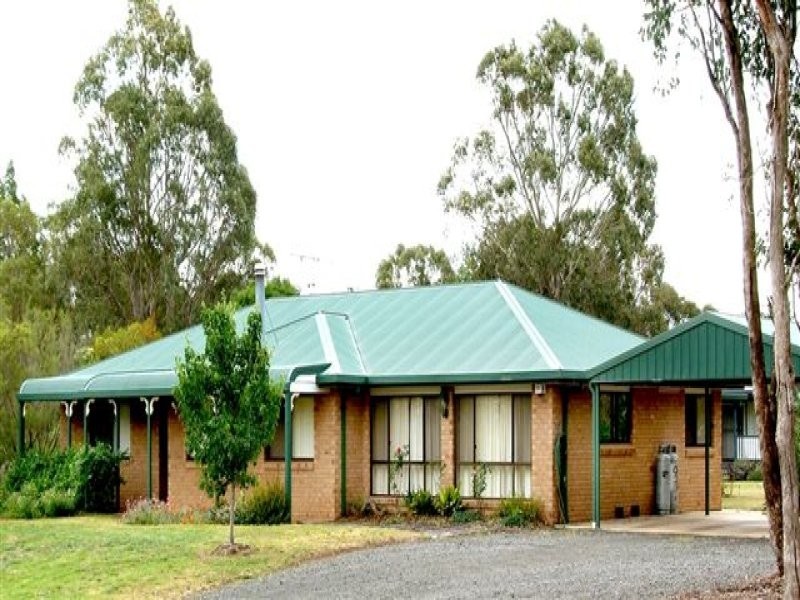 5 Esperanto Court, Kearneys Spring QLD 4350