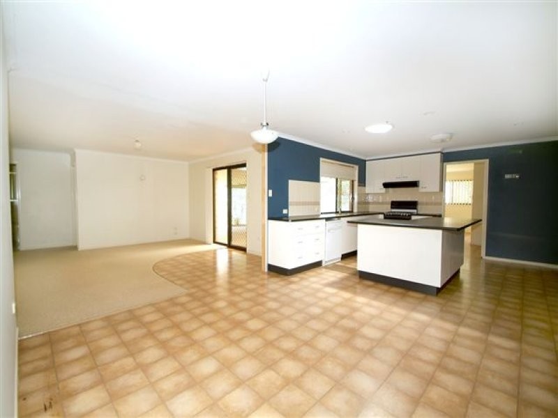 5 Esperanto Court, Kearneys Spring QLD 4350