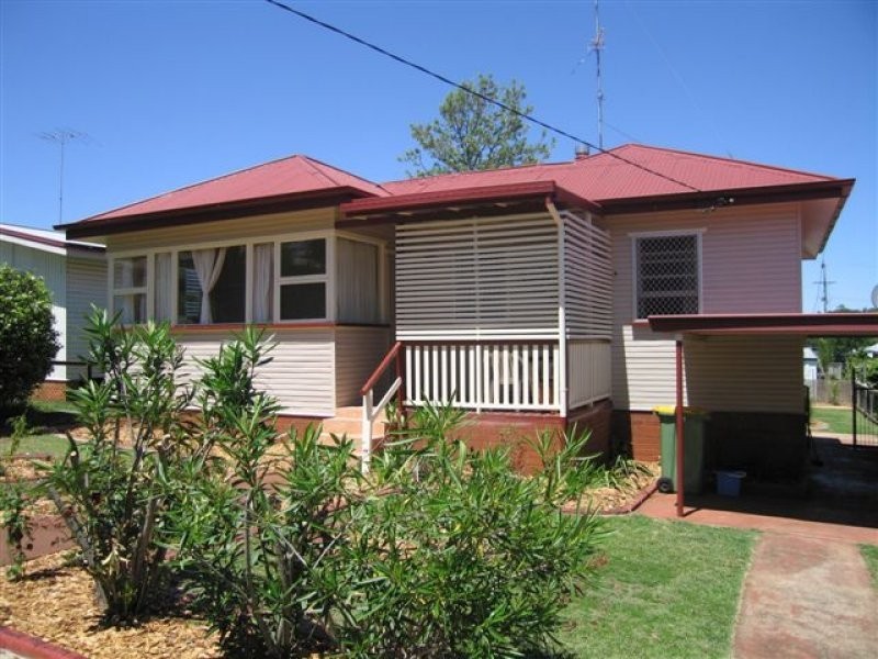 16 Murphy Street, Rangeville QLD 4350