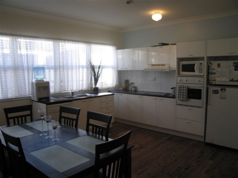 16 Murphy Street, Rangeville QLD 4350