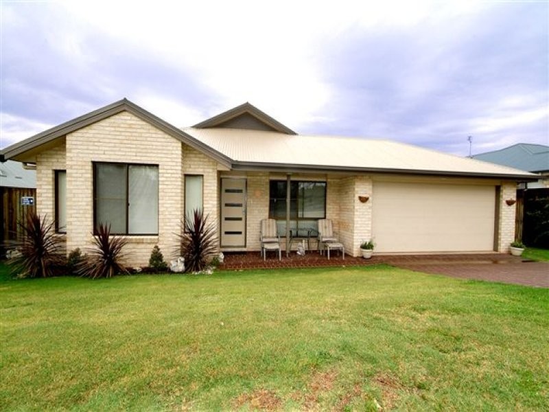 79 Pillar Street, Middle Ridge QLD 4350