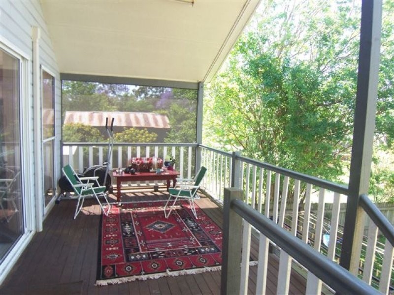 36a Rhyde Street, Mount Lofty QLD 4350