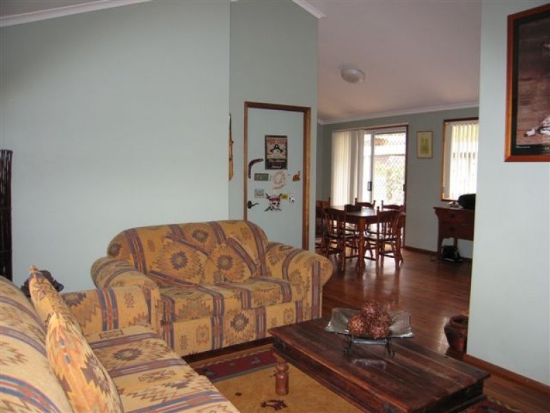 222 Larnook Street, Upper Lockyer QLD 4352