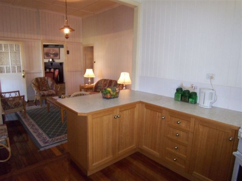 44 Taylor Street, Newtown QLD 4350