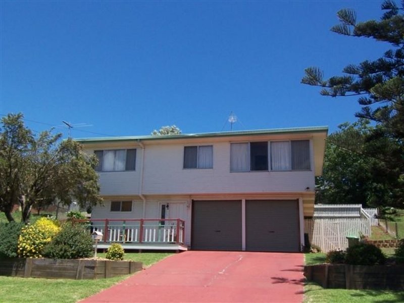 3 Gordon Avenue, Rockville QLD 4350